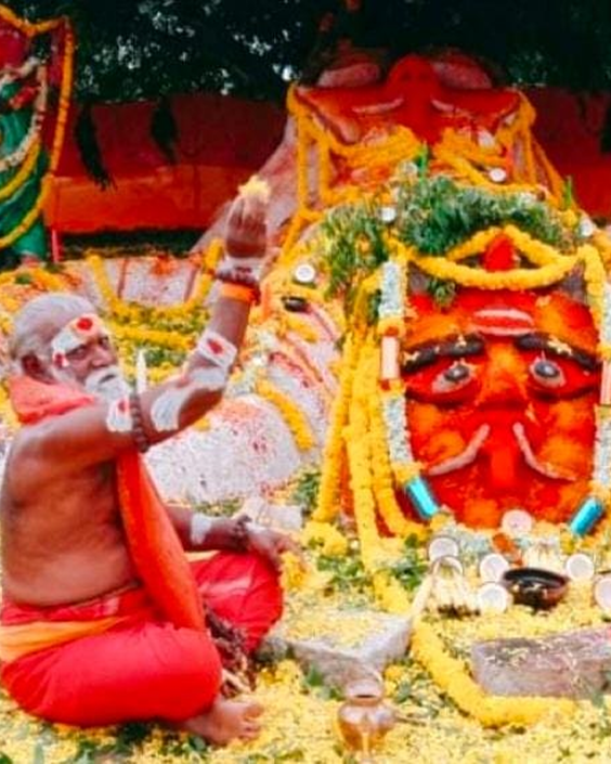 WhatsApp Image 2025-11-18 at 1.53.57 PM (2)